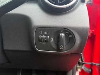 Audi A1 1.0 TFSI SE Sportback S Tronic Euro 6 5dr 93BHP