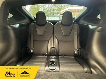 Tesla Model X 75D