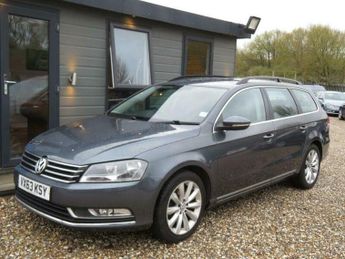 Volkswagen Passat 2.0 TDI BlueMotion Tech Highline Euro 5 (s/s) 5dr