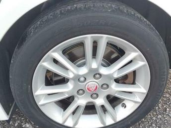 Jaguar XE 2.0 GTDi Prestige Auto Euro 6 (s/s) 4dr