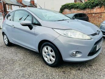 Ford Fiesta 1.6 TDCi ECOnetic DPF Titanium 3dr
