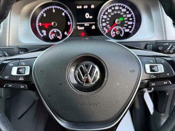 Volkswagen Golf 1.6 TDI BlueMotion Tech Match Edition Hatchback 5dr Diesel DSG E