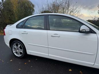 Volvo S40 2.0D SE Lux Powershift Euro 4 4dr