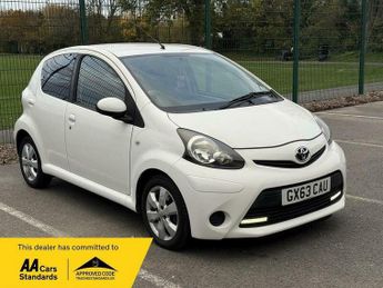 Toyota AYGO 1.0 VVT-i Euro 5 5dr