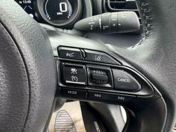 Toyota Yaris 1.5 VVT-h Icon E-CVT Euro 6 (s/s) 5dr