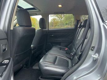 Mitsubishi Outlander 2.0h 12kWh GX4h CVT 4WD Euro 6 (s/s) 5dr