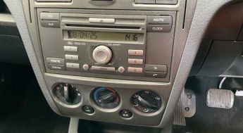 Ford Fusion 1.4 Style + Durashift EST 5dr