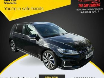 Volkswagen Golf GTE ADVANCE DSG