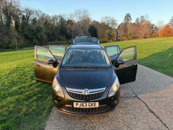 Vauxhall Zafira 1.4T 16V Exclusiv MPV 5dr Petrol Auto Euro 5 (140 ps)