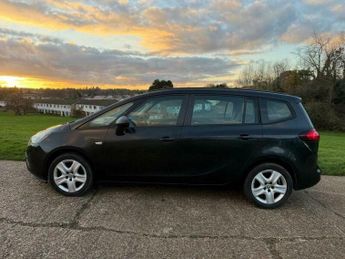 Vauxhall Zafira 1.4T 16V Exclusiv MPV 5dr Petrol Auto Euro 5 (140 ps)