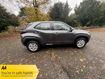 Toyota Yaris ICON (1 OWNER)