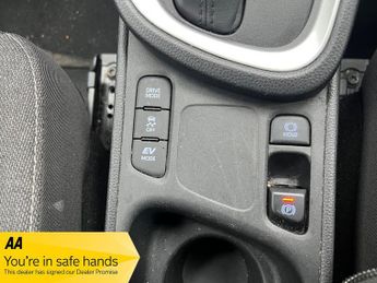 Toyota Yaris ICON (1 OWNER-APPLE CAR PLAY)