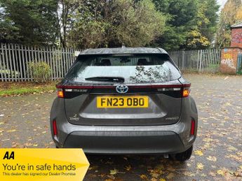 Toyota Yaris ICON (1 OWNER-APPLE CAR PLAY)