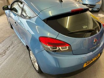 Renault Megane 1.6 16V Dynamique TomTom Euro 5 3dr