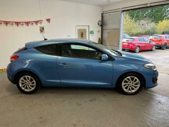 Renault Megane 1.6 16V Dynamique TomTom Euro 5 3dr