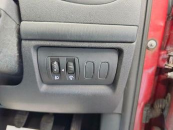 Renault Clio 1.2 16v Extreme 3dr