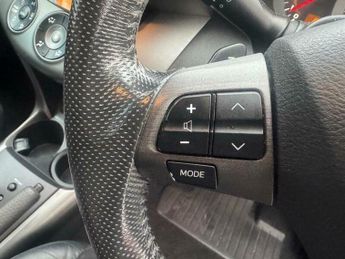 Toyota RAV4 2.2 D-CAT XT-R Auto 4WD Euro 5 5dr