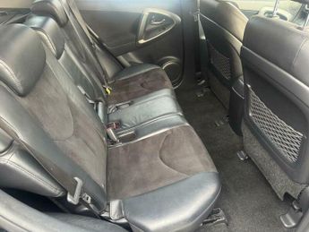 Toyota RAV4 2.2 D-CAT XT-R Auto 4WD Euro 5 5dr