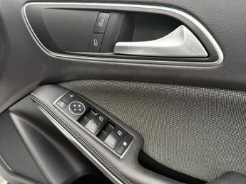 Mercedes A Class 1.5 A180 CDI SE 7G-DCT 5dr 109BHP