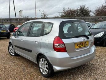 Honda Jazz 1.4 i-DSI SE CVT-7 5dr