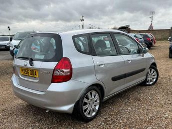 Honda Jazz 1.4 i-DSI SE CVT-7 5dr