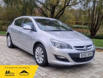 Vauxhall Astra 1.6 16v SE Hatchback 5dr Petrol Manual Euro 5 (115 ps)