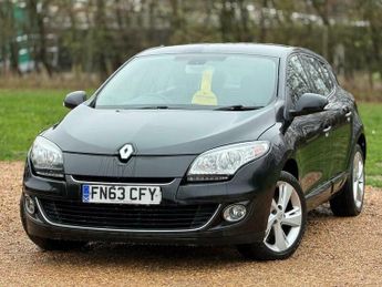 Renault Megane 1.5 dCi Dynamique TomTom EDC Euro 5 5dr
