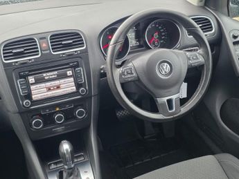 Volkswagen Golf SE TSI DSG