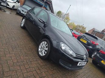 Volkswagen Golf SE TSI DSG