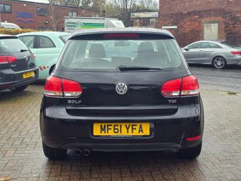 Volkswagen Golf SE TSI DSG