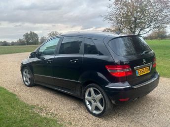 Mercedes B Class B180 SPORT ESTATE 2.0 CDI AUTO 5 DOOR
