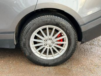 Land Rover Range Rover Velar CORE