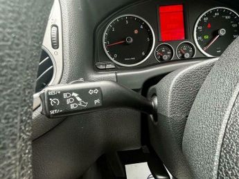 Volkswagen Tiguan 2.0 TDI S Auto 4WD Euro 4 5dr