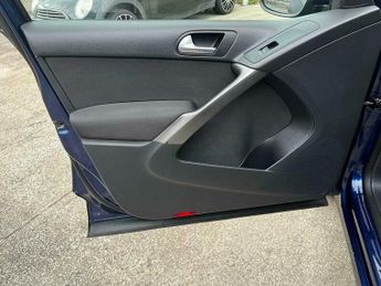 Volkswagen Tiguan 2.0 TDI S Auto 4WD Euro 4 5dr