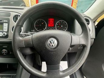 Volkswagen Tiguan 2.0 TDI S Auto 4WD Euro 4 5dr
