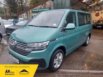 Volkswagen Transporter SHUTTLE SE 2.0 TDI, NEW MODEL, 1 owner, 8 seats, green, full his