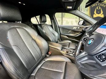 BMW 1 SERIES 118i M SPORT