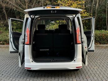 Nissan Serena Highway Star S Hybrid