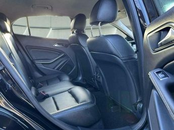 Mercedes-Benz C Class 2.1 GLA220d Sport (Executive) 7G-DCT 4MATIC Euro 6 (s/s) 5dr