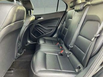 Mercedes-Benz C Class 2.1 GLA220d Sport (Executive) 7G-DCT 4MATIC Euro 6 (s/s) 5dr