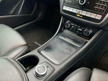 Mercedes-Benz C Class 2.1 GLA220d Sport (Executive) 7G-DCT 4MATIC Euro 6 (s/s) 5dr