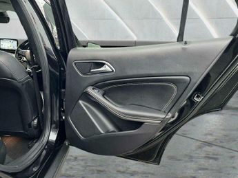 Mercedes-Benz C Class 2.1 GLA220d Sport (Executive) 7G-DCT 4MATIC Euro 6 (s/s) 5dr