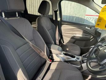 Ford Kuga 2.0 TDCi Zetec Powershift AWD Euro 5 5dr