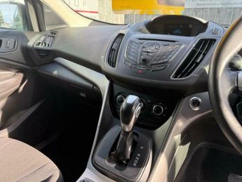 Ford Kuga 2.0 TDCi Zetec Powershift AWD Euro 5 5dr