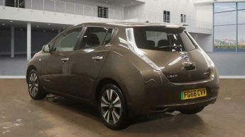 Nissan Leaf 30kWh Tekna Auto 5dr