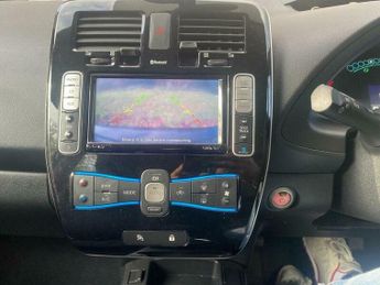 Nissan Leaf 30kWh Acenta Auto 5dr