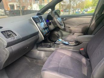 Nissan Leaf 30kWh Acenta Auto 5dr