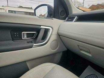 Land Rover Discovery Sport 2.0 TD4 SE Tech Auto 4WD Euro 6 (s/s) 5dr