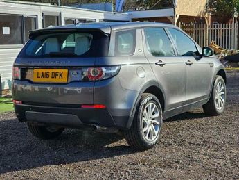 Land Rover Discovery Sport 2.0 TD4 SE Tech Auto 4WD Euro 6 (s/s) 5dr