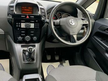 Vauxhall Zafira 1.6 16V Exclusiv Euro 5 5dr